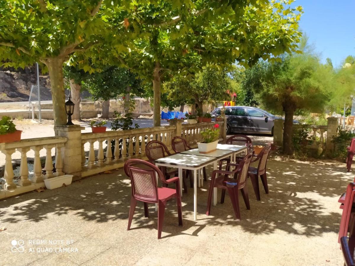 Apartamentos Rurales La Posada De Donato นูเอวาลอส ภายนอก รูปภาพ