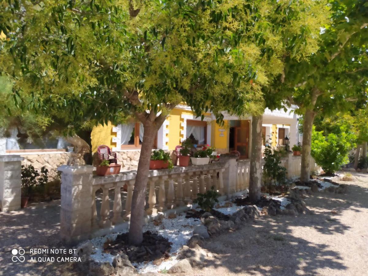 Apartamentos Rurales La Posada De Donato นูเอวาลอส ภายนอก รูปภาพ