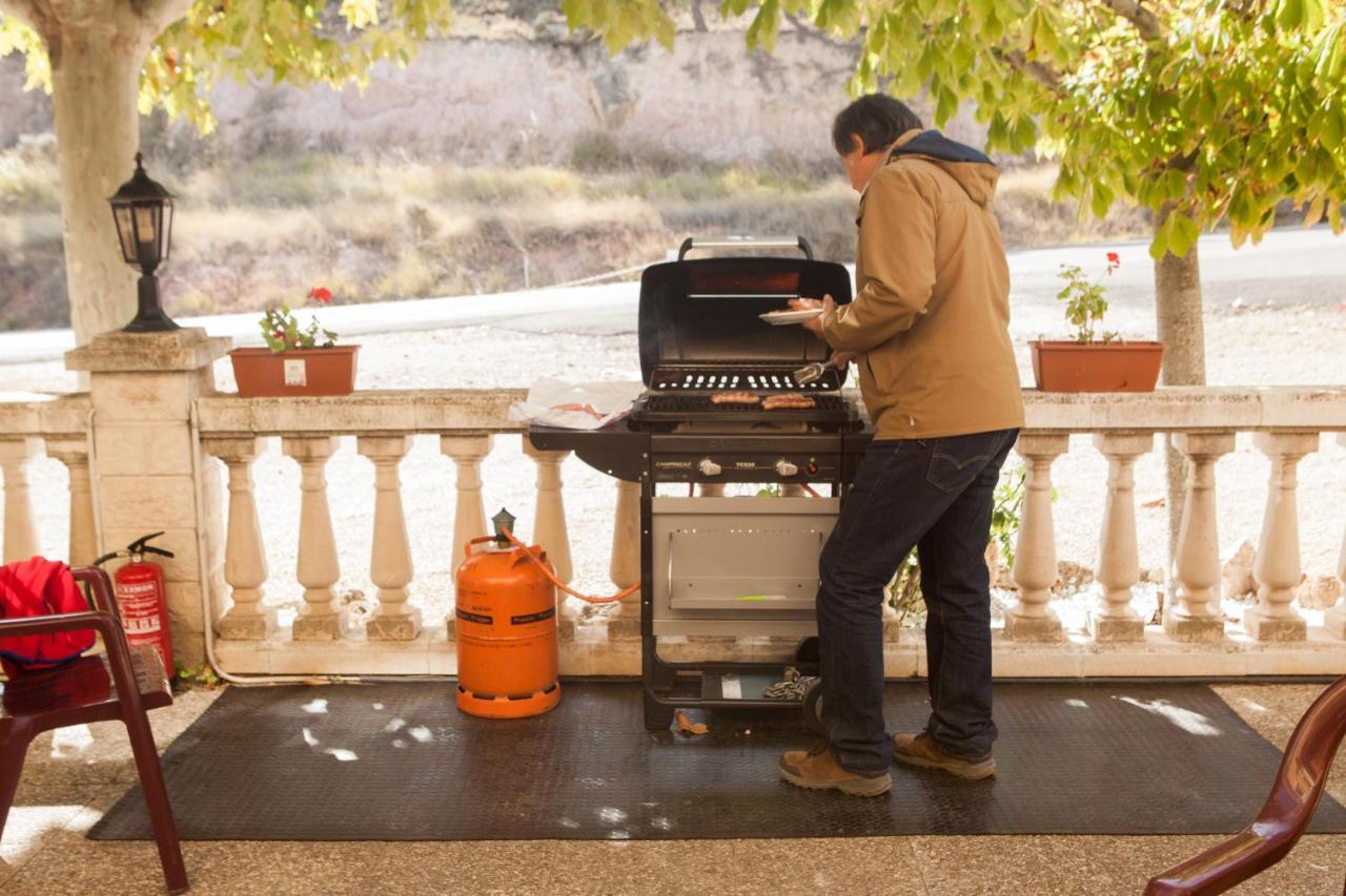 Apartamentos Rurales La Posada De Donato นูเอวาลอส ภายนอก รูปภาพ