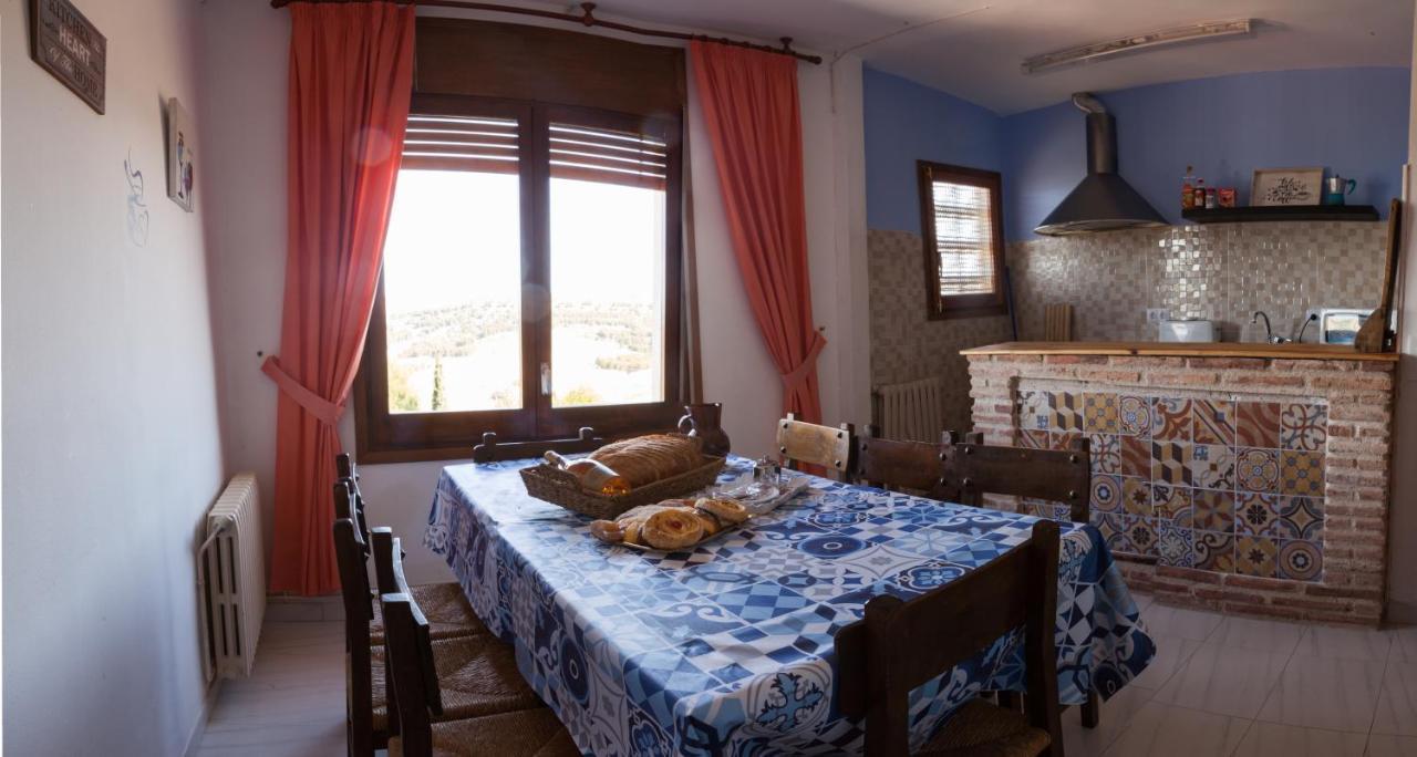 Apartamentos Rurales La Posada De Donato นูเอวาลอส ภายนอก รูปภาพ