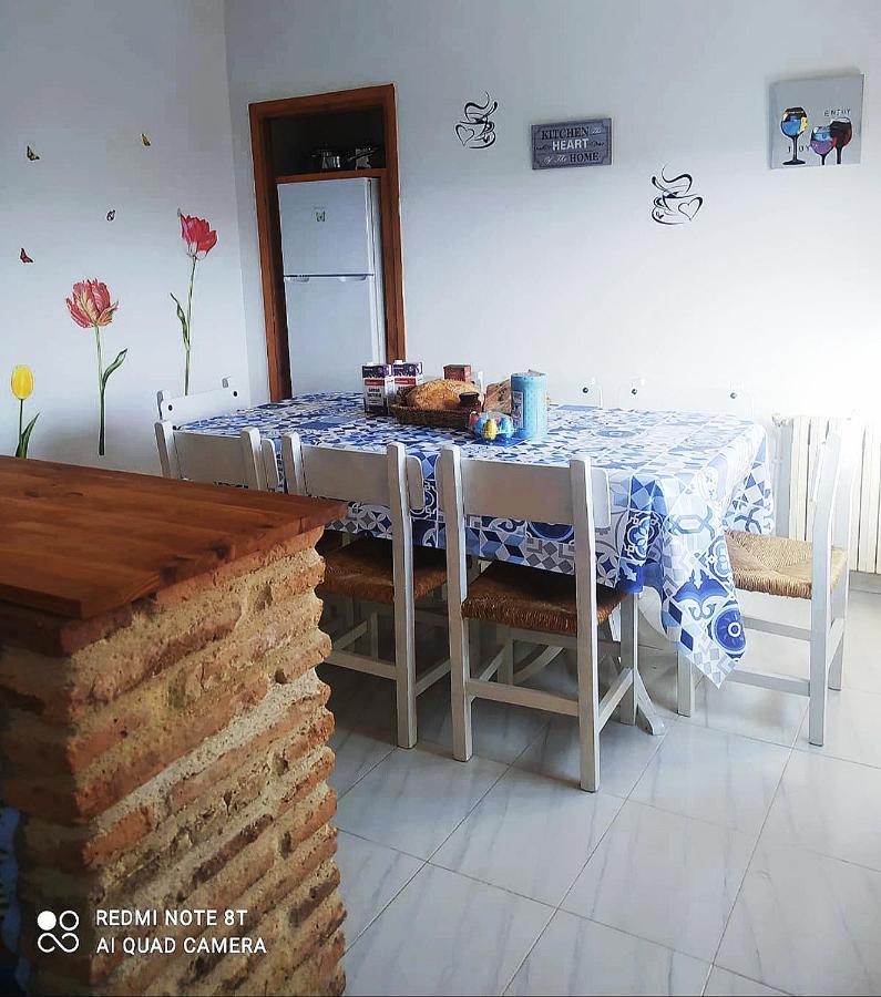 Apartamentos Rurales La Posada De Donato นูเอวาลอส ภายนอก รูปภาพ
