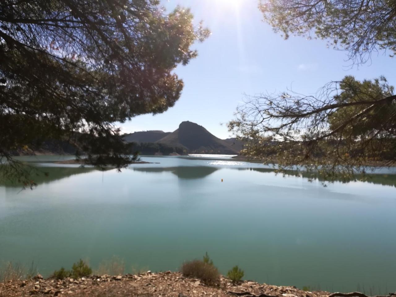 Apartamentos Rurales La Posada De Donato นูเอวาลอส ภายนอก รูปภาพ