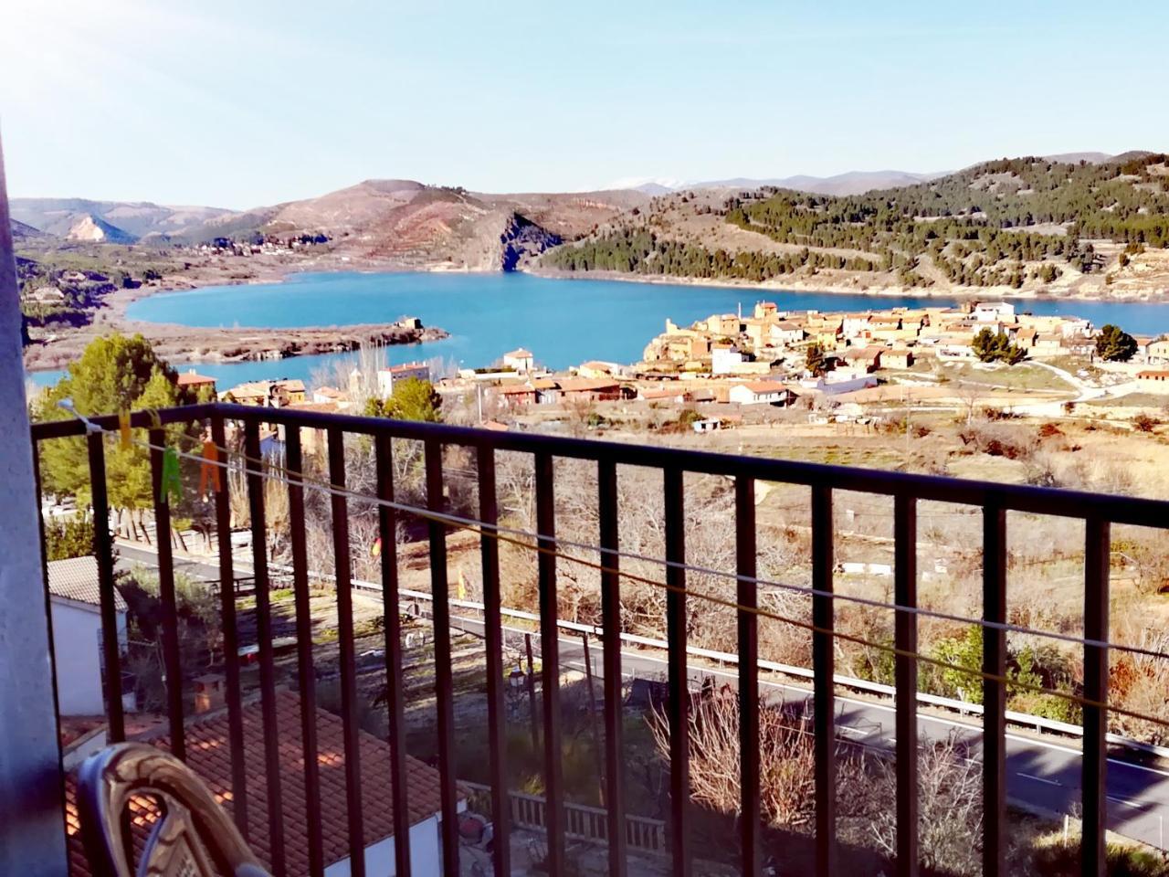 Apartamentos Rurales La Posada De Donato นูเอวาลอส ภายนอก รูปภาพ